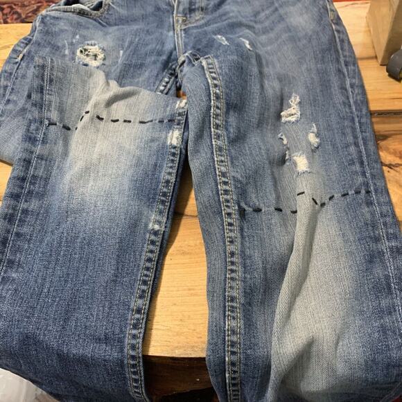 Vigoss Thompson Tomboy Boyfriend Distressed Dark Wash Womens Jeans Size 26x27 - Picture 4 of 7